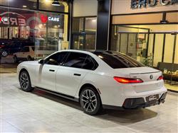 بی ئێم دەبڵیو سیریەس 7